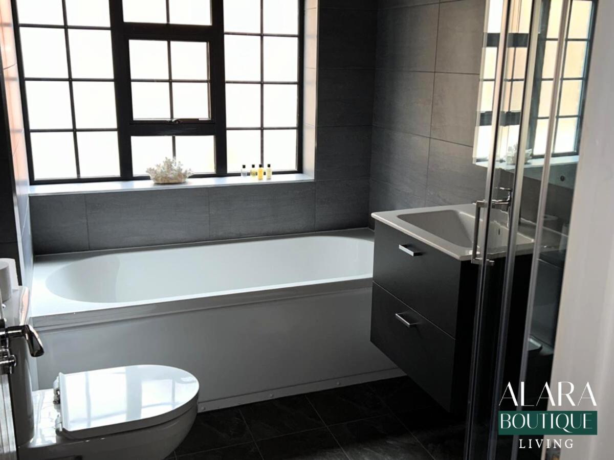 3 Floor Townhouse Luxury Living Alara Boutique Appartement Birmingham Buitenkant foto